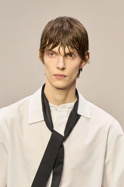 Look 1